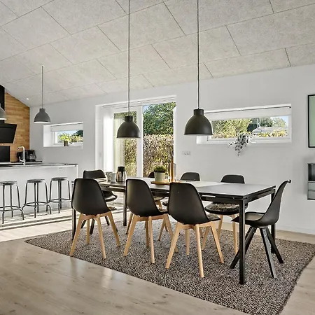 3 Bedroom Gorgeous In Feriehus Otterup